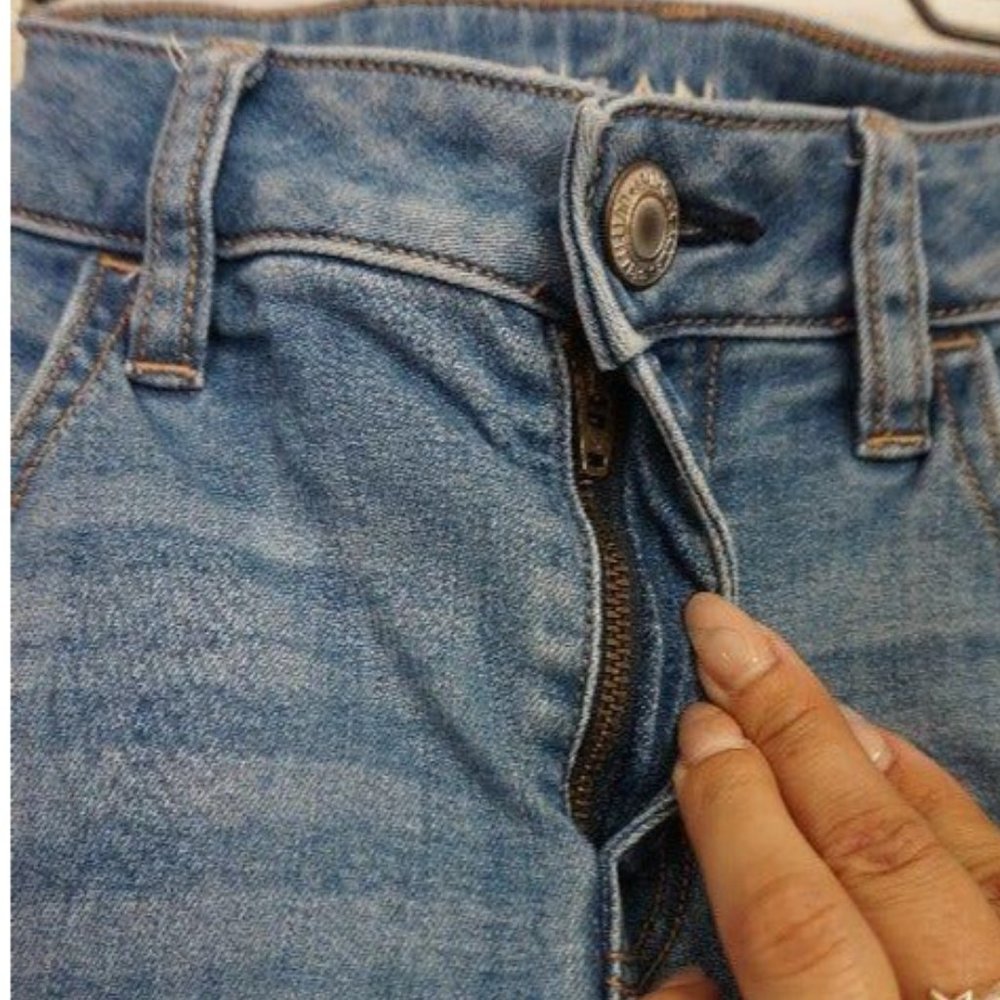 American Eagle medium wash jean jeggings - Picture 5 of 9